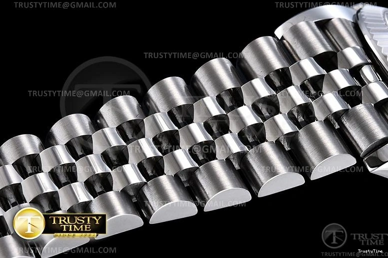 1121 RDJ0357D – DJ 36mm Unisex 724